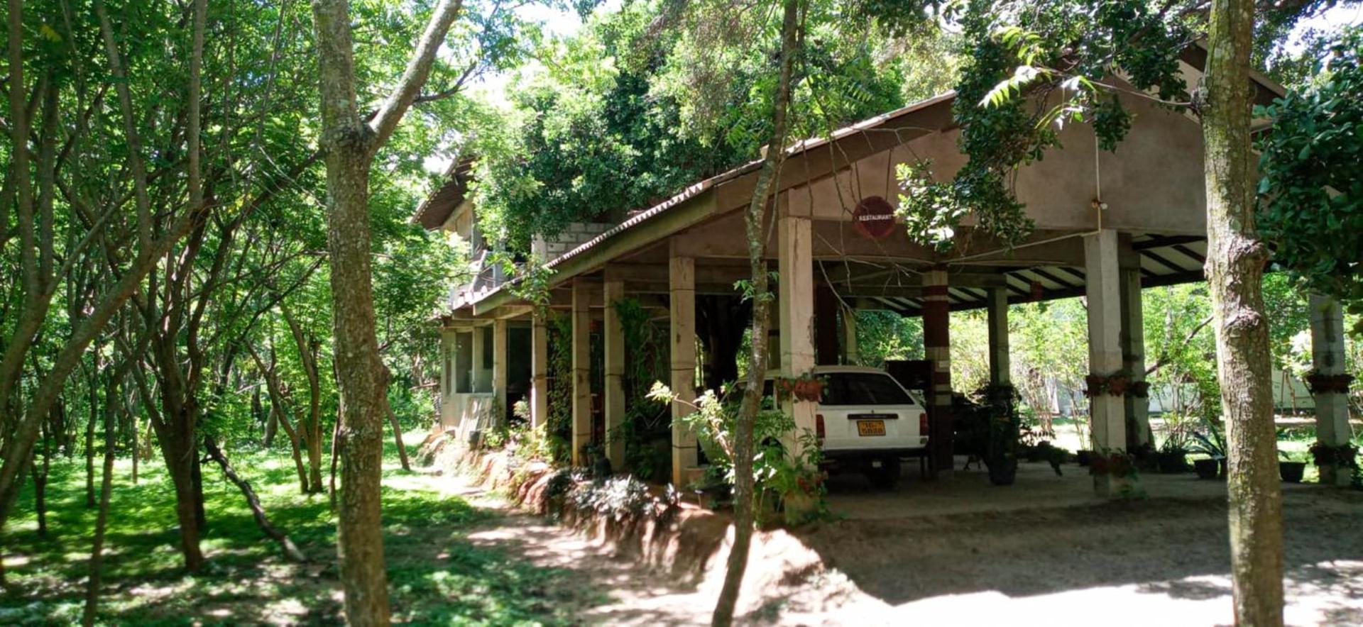 Hotel Lavish Eco Jungle Tissamaharama Exterior foto
